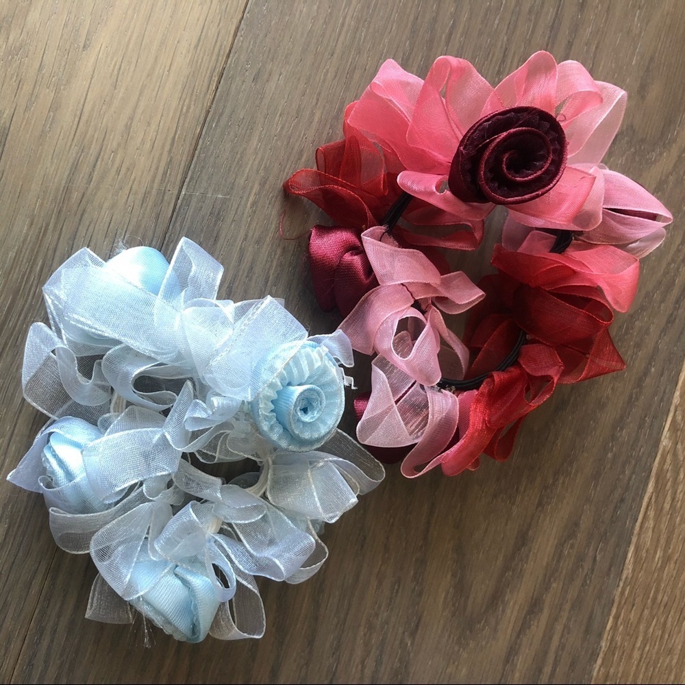 2 red and blue ribbon scrunchies silk satin Y2K GIRL vintage 2000s hair